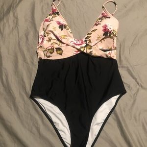 Cupshe Floral Swimsuit